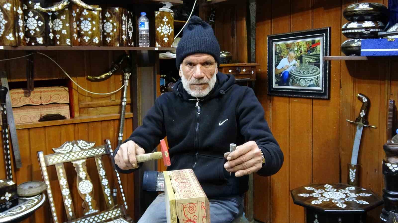 Dayısından öğrendiği padişah mesleğini 44 yıldır sürdürüyor
