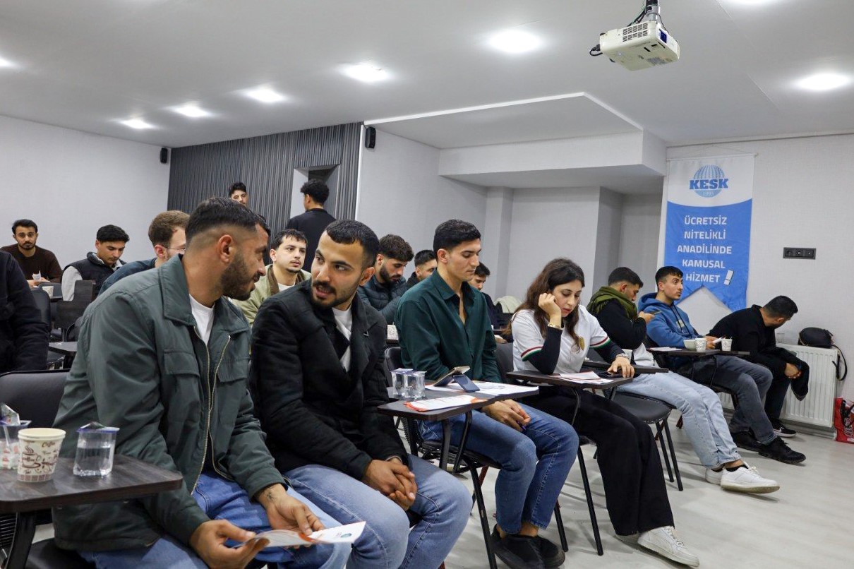 DBB’den taraftarlara bağımlılıkla mücadele eğitimi
DBB’den taraftarlara bağımlılıkla mücadele eğitimi