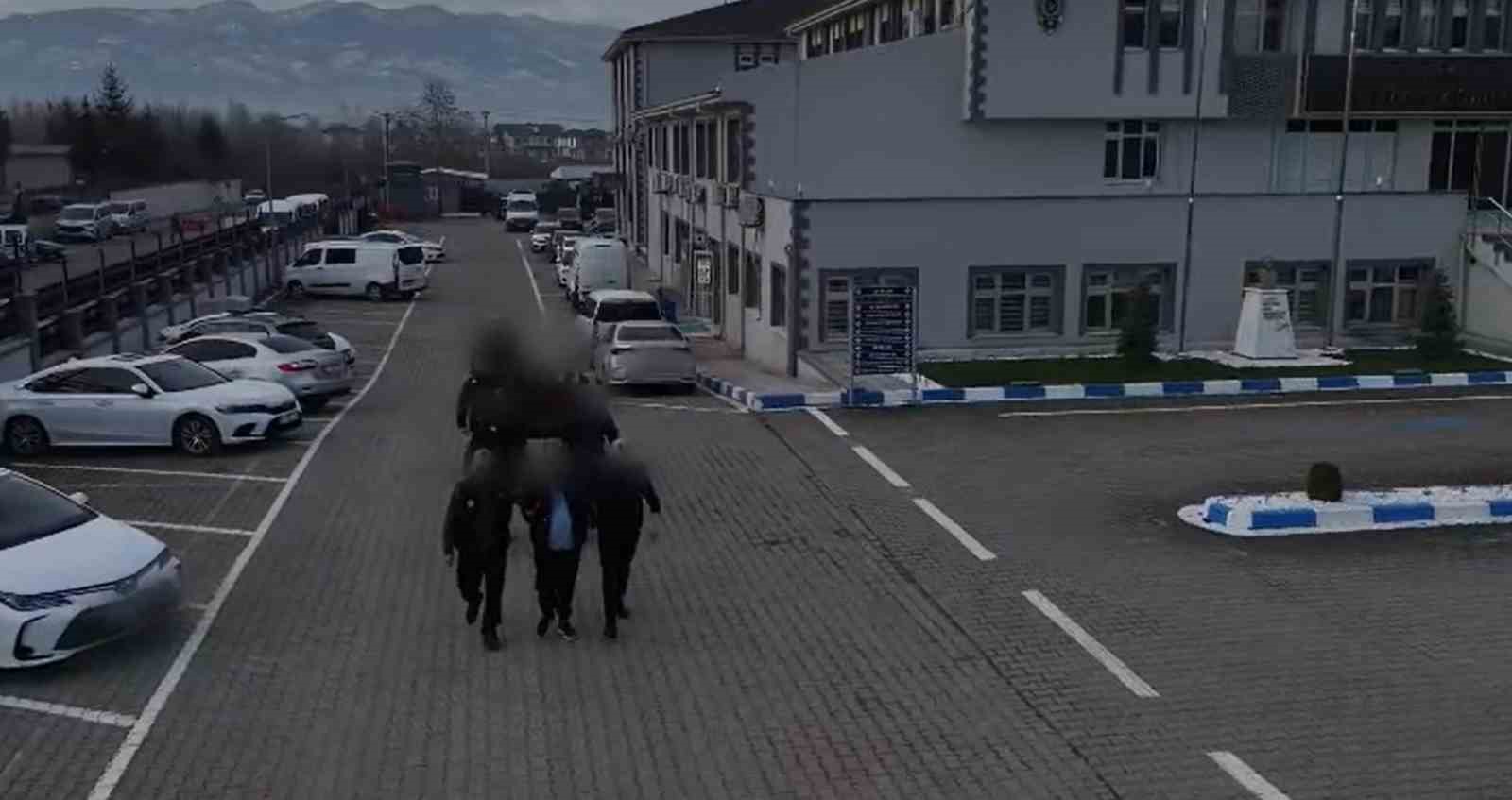 DEAŞ örgüt üyesi 2 şüpheli tutuklandı
