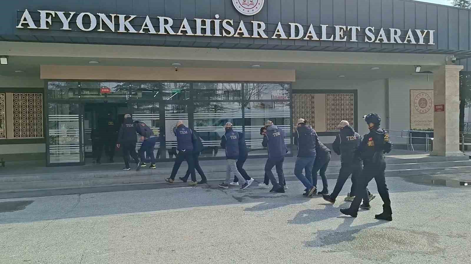 DEAŞ’a yönelik operasyonda yakalanan 7 kişiden 5’i tutuklandı
