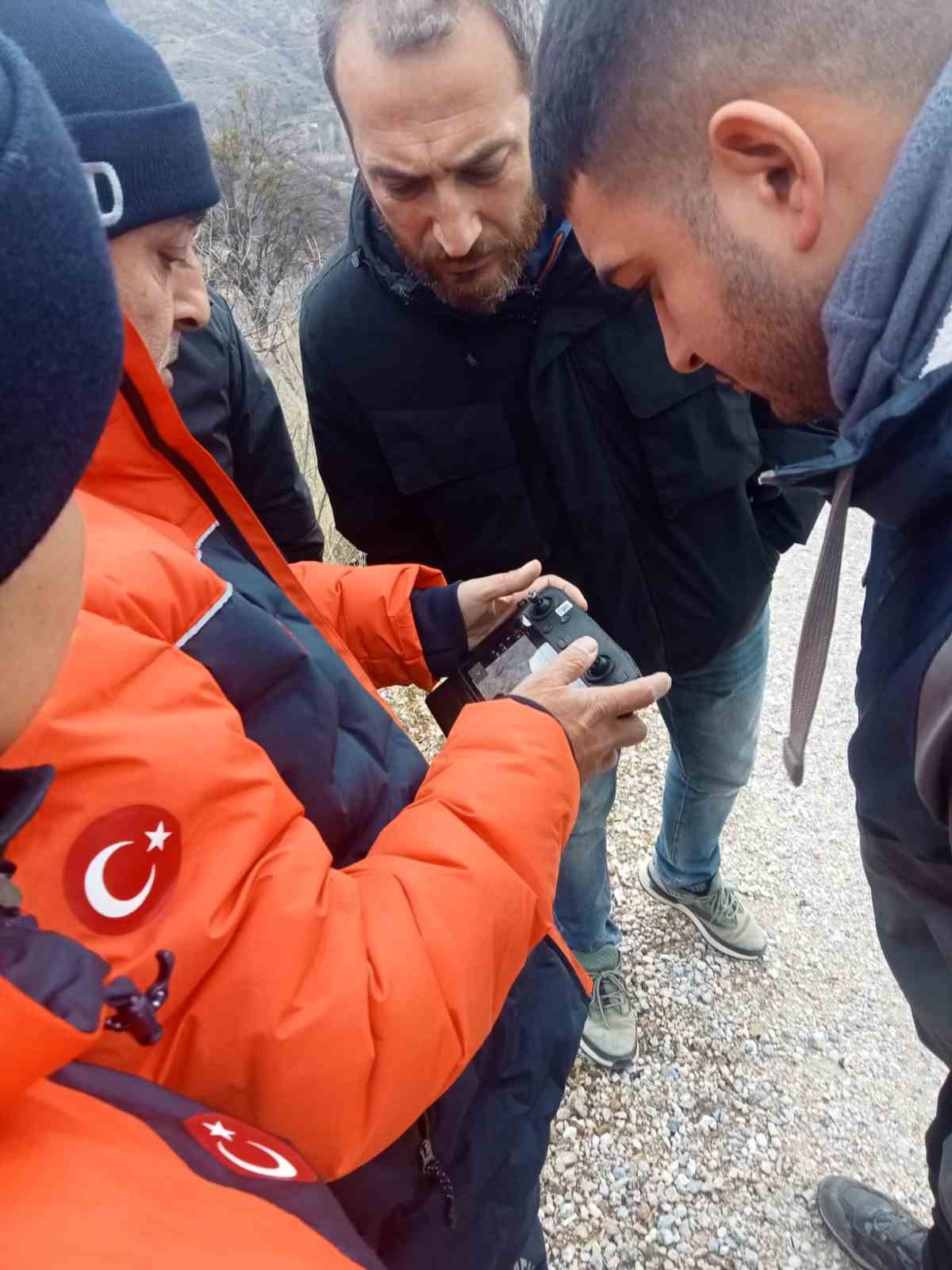 Demirci’de 59 yaşındaki kadından haber alınamıyor
