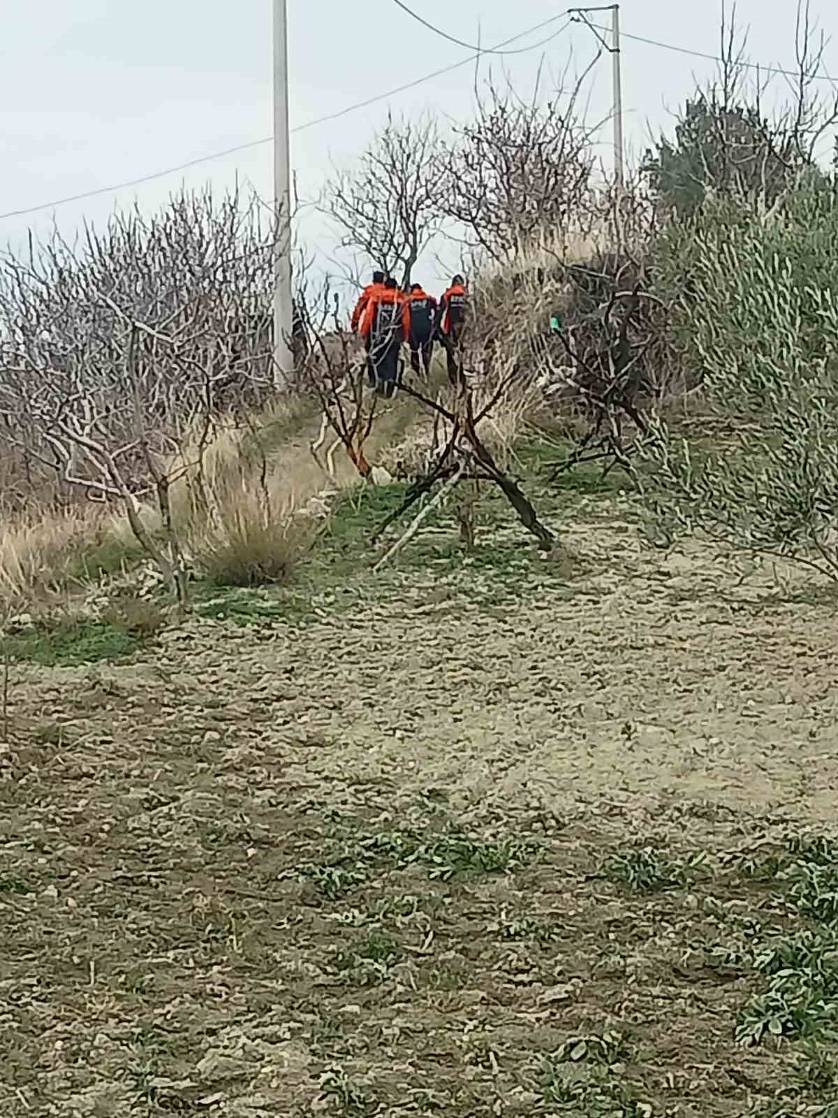 Demirci’de 59 yaşındaki kadından haber alınamıyor
