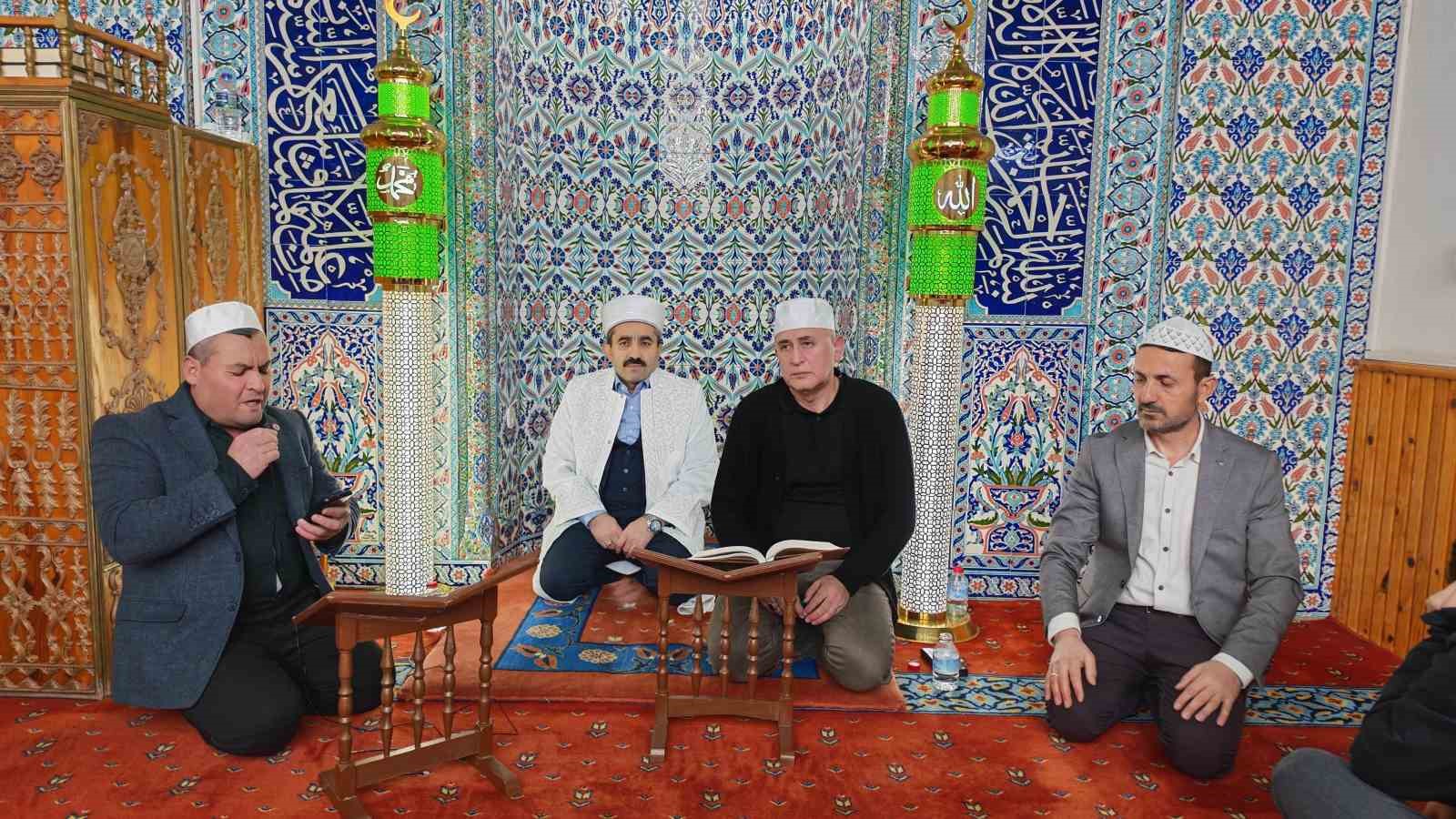 Demirci’de Miraç Kandili dualarla idrak edildi
