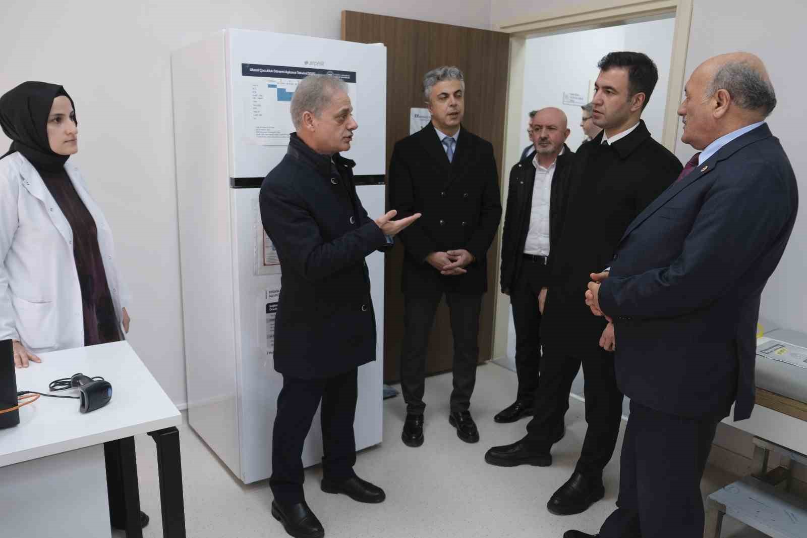 Demirkent’e modern sağlık kompleksi açıldı
