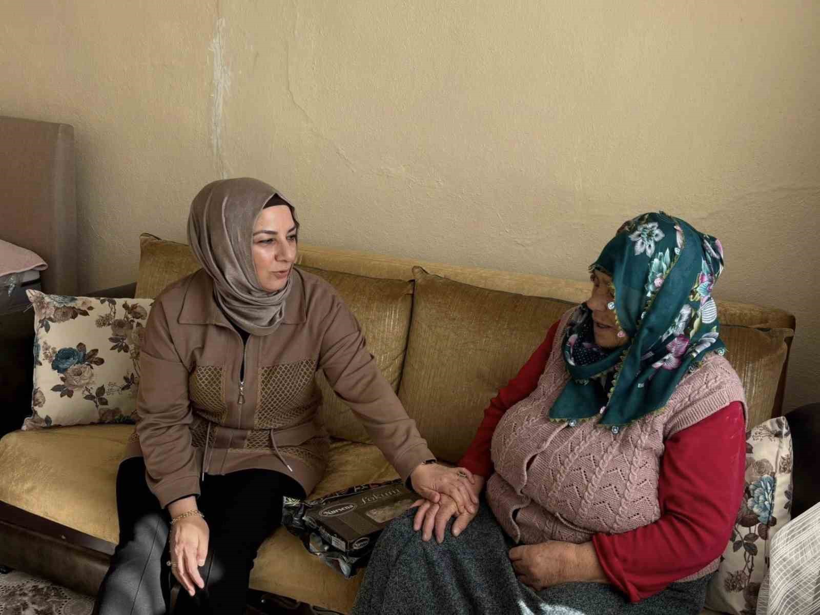 Demirözü’nde şehit ve gazi aileleri ile yaşlılar ziyaret edildi
