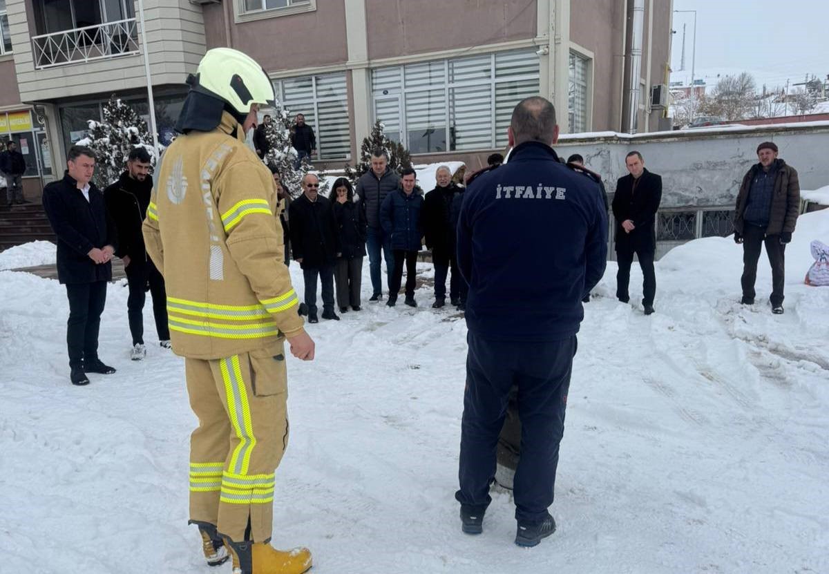 Demirözü’nde yangın tatbikatı gerçekleştirildi
