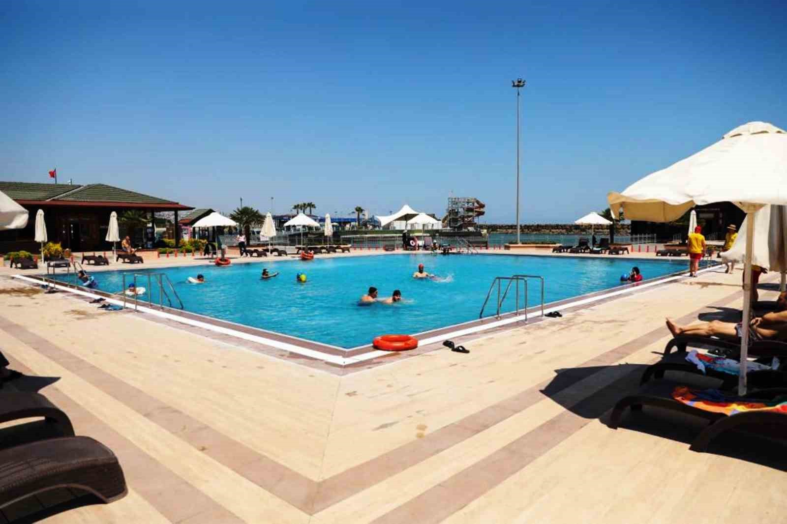 Deniz ve havuz görmeyen engellilere 5 yıldızlı hizmet: 10 binden fazla kişi yararlandı
