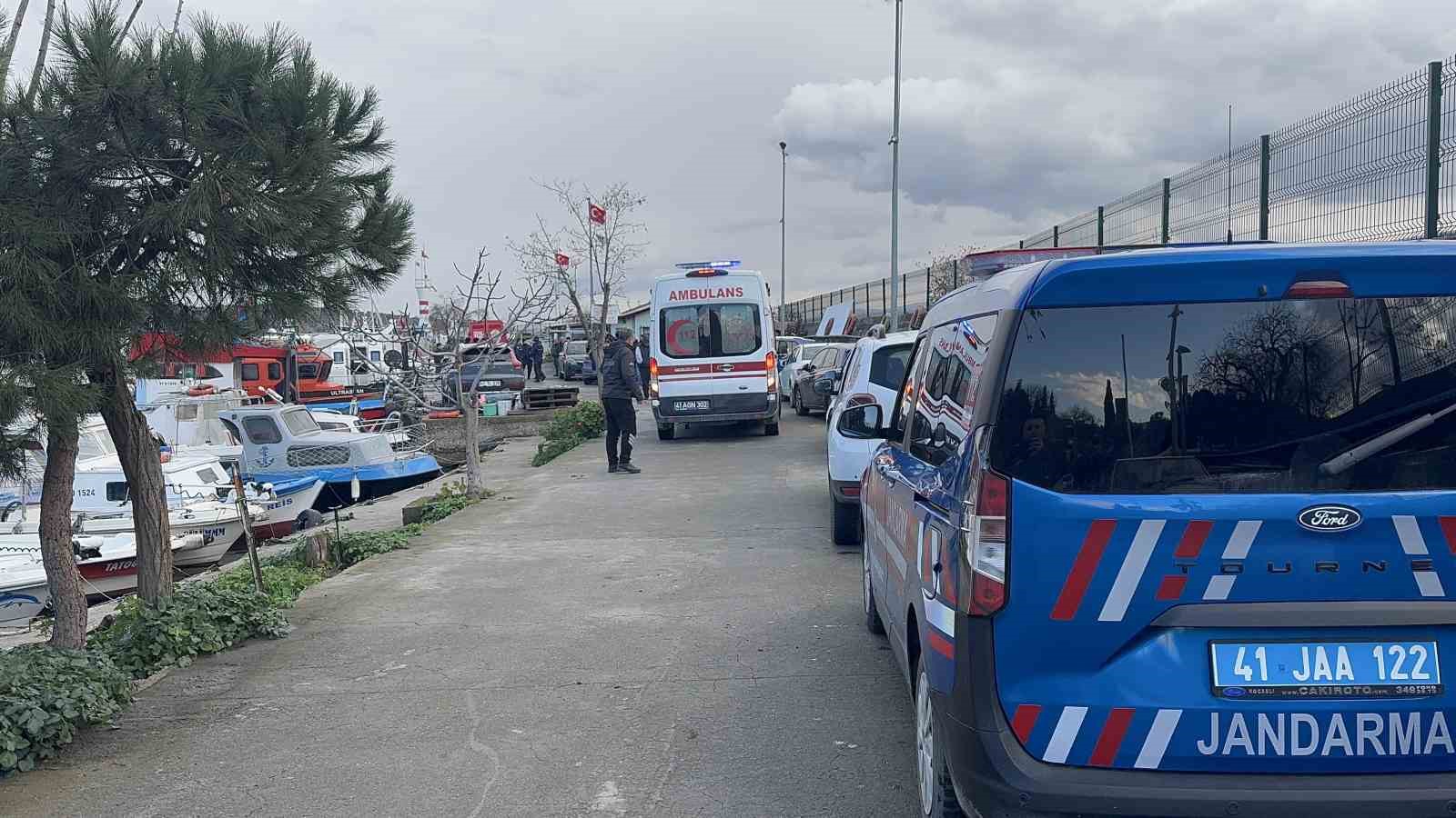 Denizde çırpınan vatandaş sahil güvenlik ekiplerince kurtarıldı
