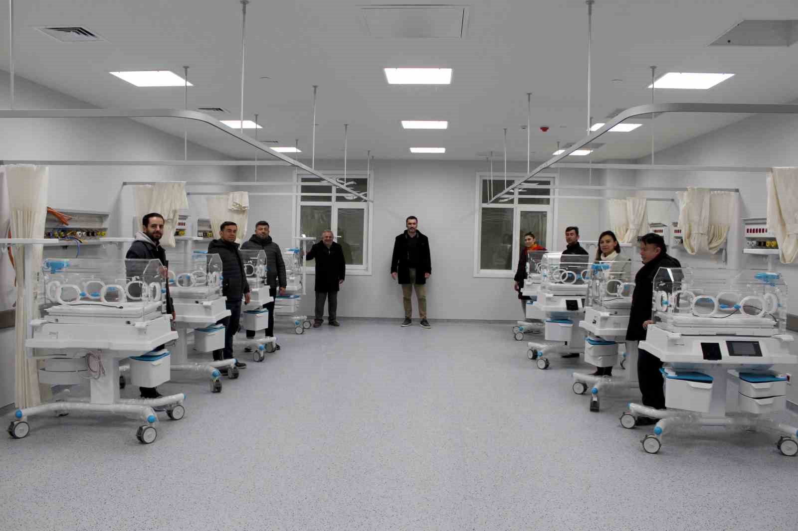 Denizli Acil Durum Hastanesinde son hazırlıklar tamamlanıyor
Denizli Acil Durum Hastanesinde son hazırlıklar tamamlanıyor