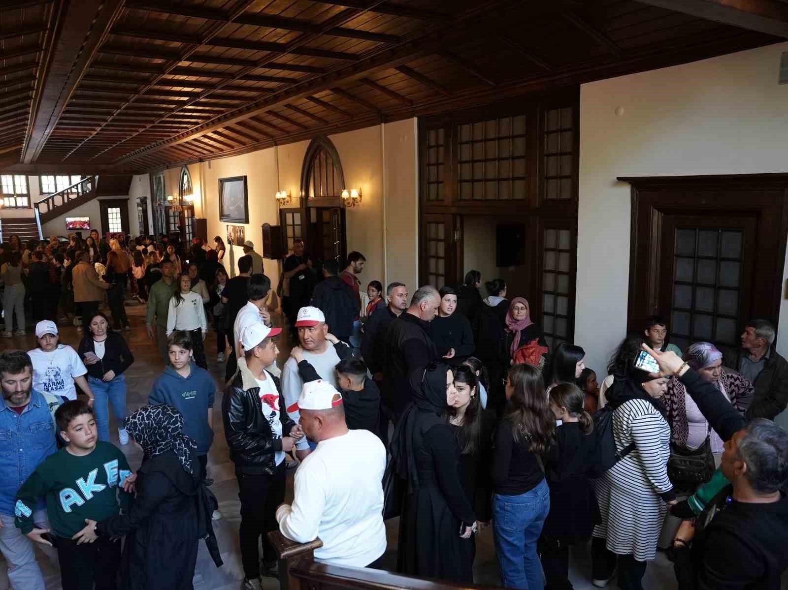 Denizli Büyükşehirden "Ata’ya Saygı Gezisi"
