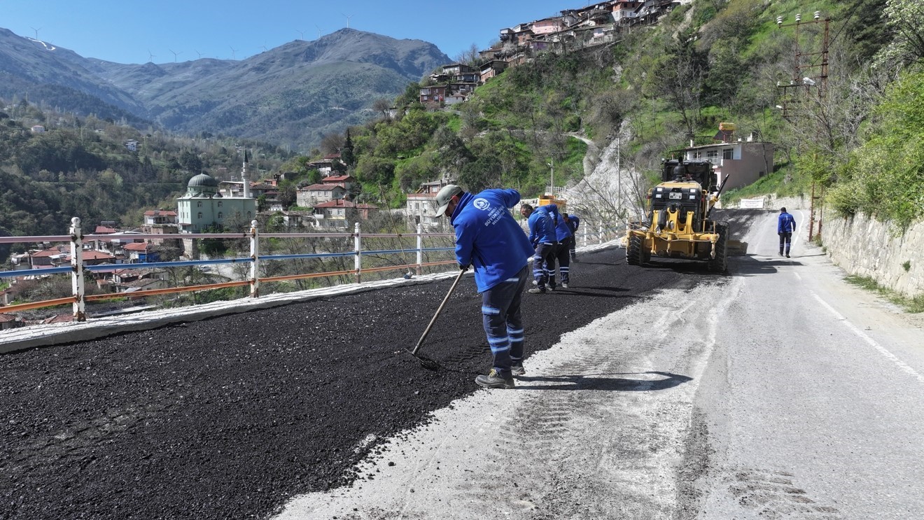 Denizli Büyükşehir’den Babadağ’da ulaşım yatırımı
