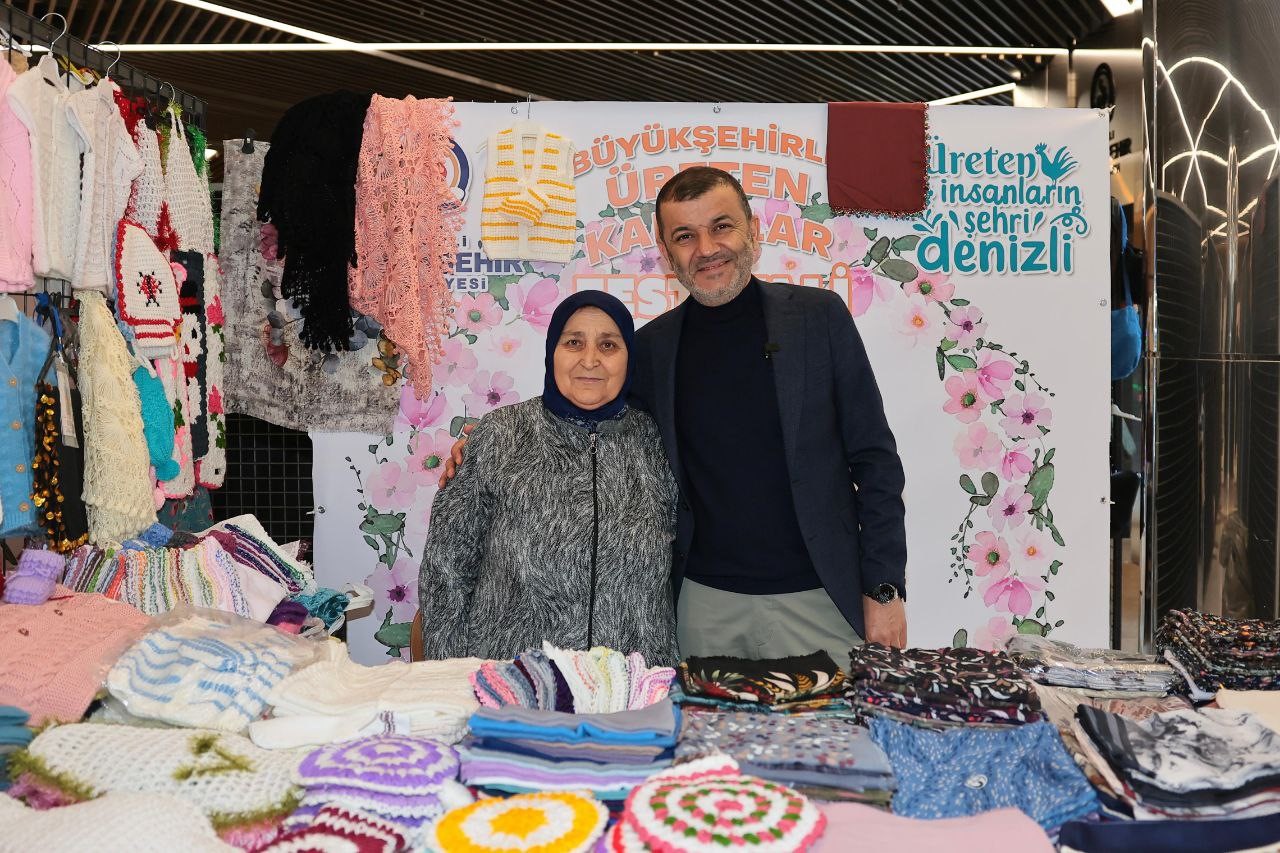 Denizli Büyükşehirle 3 gün dolu dolu festival
Denizli Büyükşehirle 3 gün dolu dolu festival