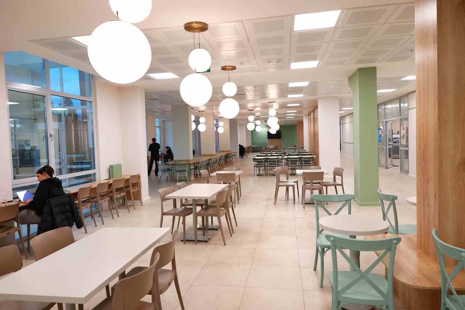 Denizli kız yurtlarında modern kafeterya konsepti
