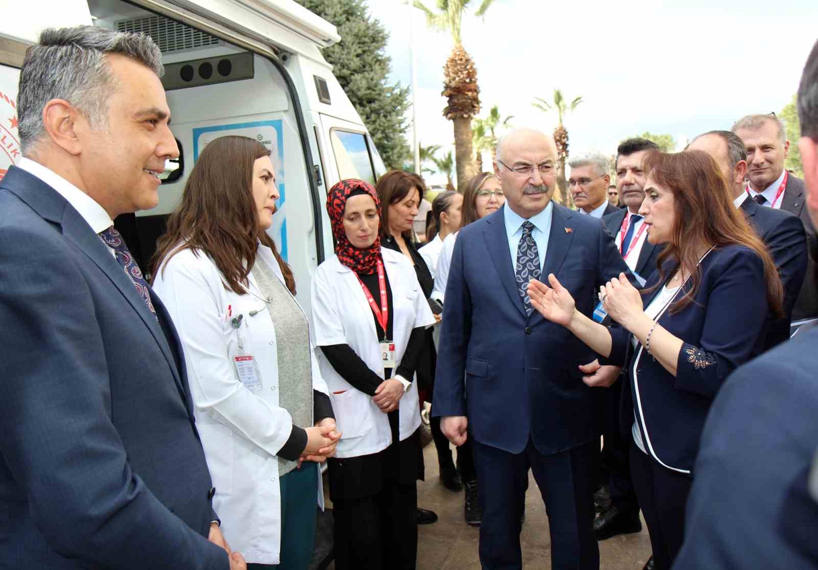 Denizli mobil araç sigarayla mücadeleye başladı
