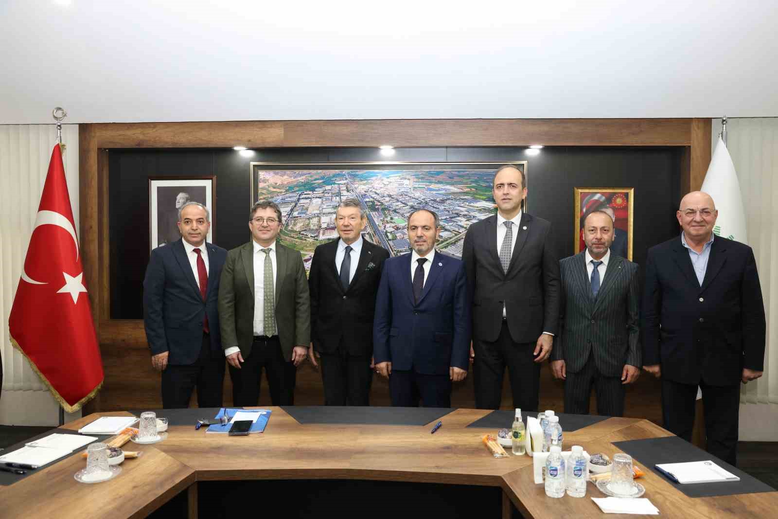 Denizli OSB Vakfından PAÜ İnme Merkezime tomografi cihazı bağışı
