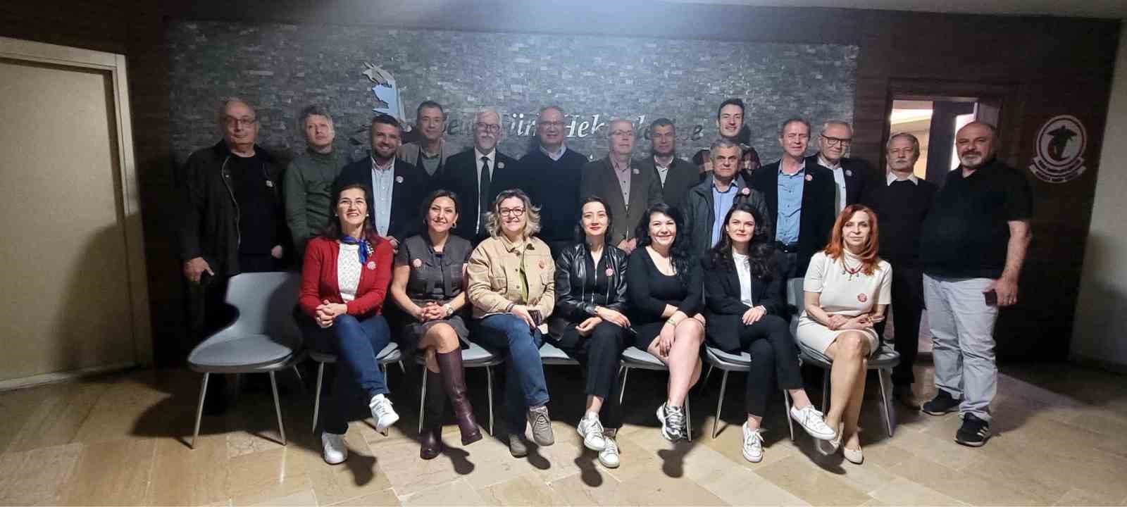 Denizli Tabip Odası’nda yeni Başkanı Gökhan Önem
Denizli Tabip Odası’nda yeni Başkanı Gökhan Önem