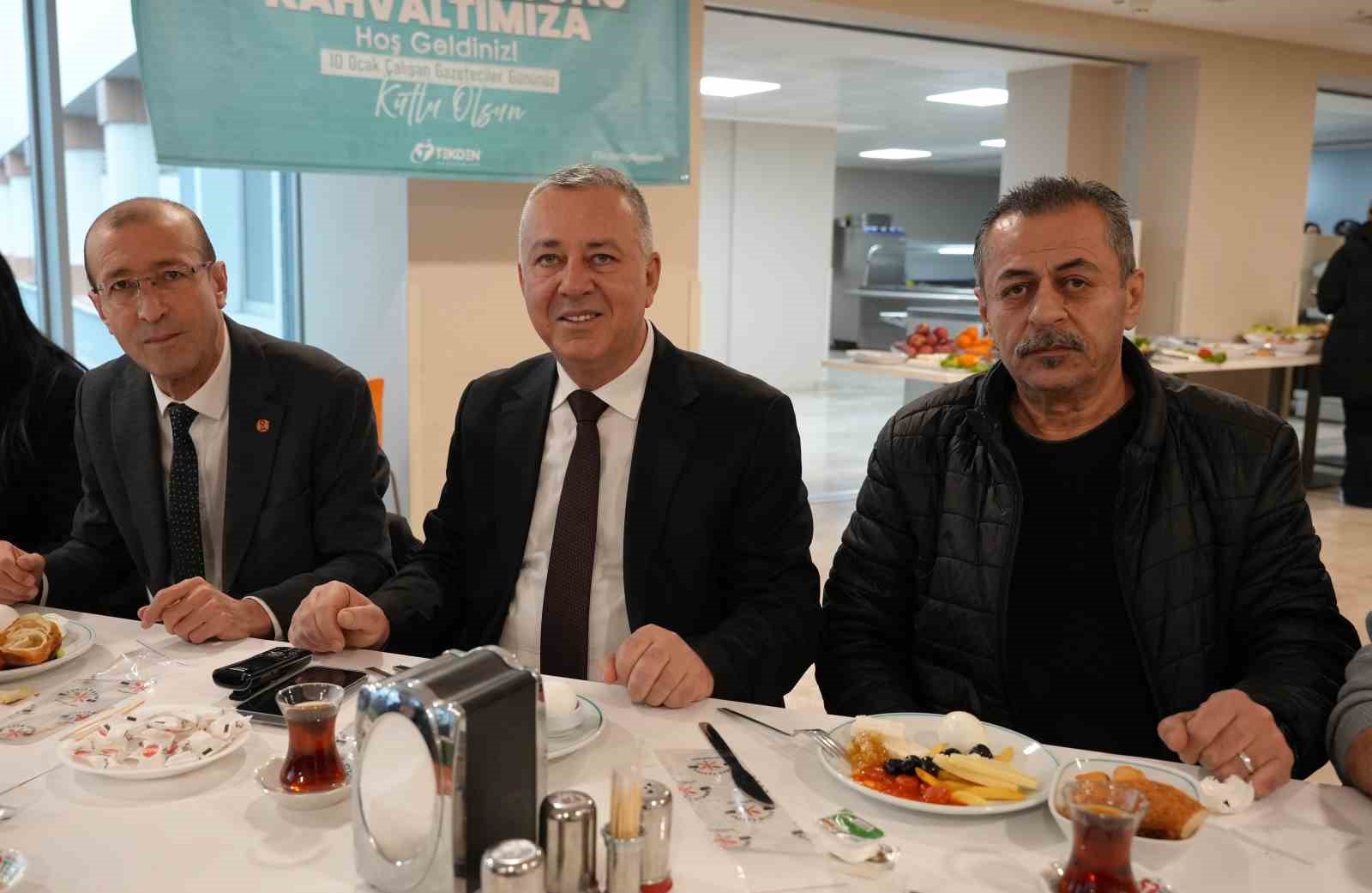 Denizli Tekden gazetecileri geleneksel etkinlikte bir araya getirdi
