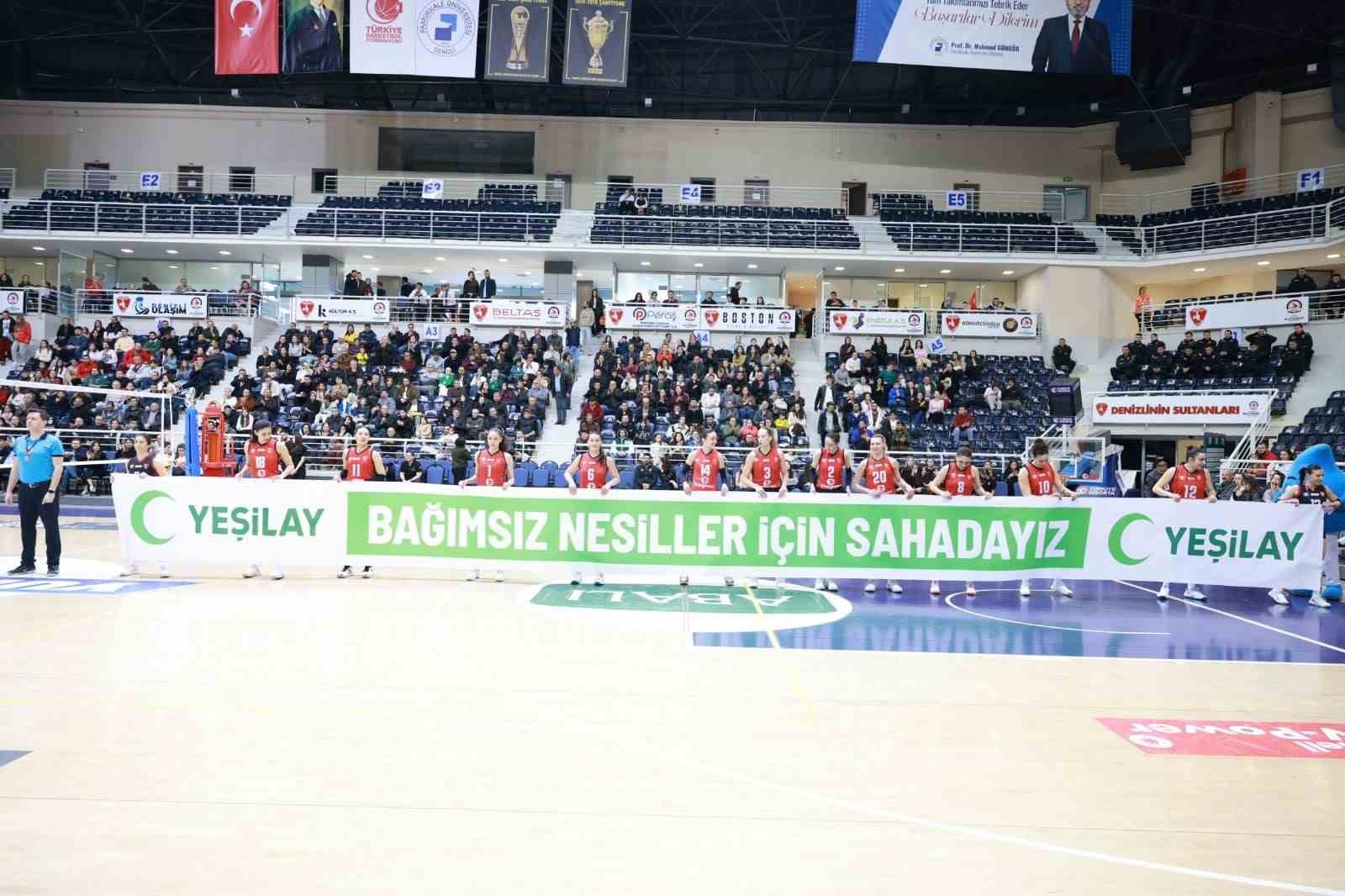 Denizli Yeşilay Haftası’nda yeşile büründü
