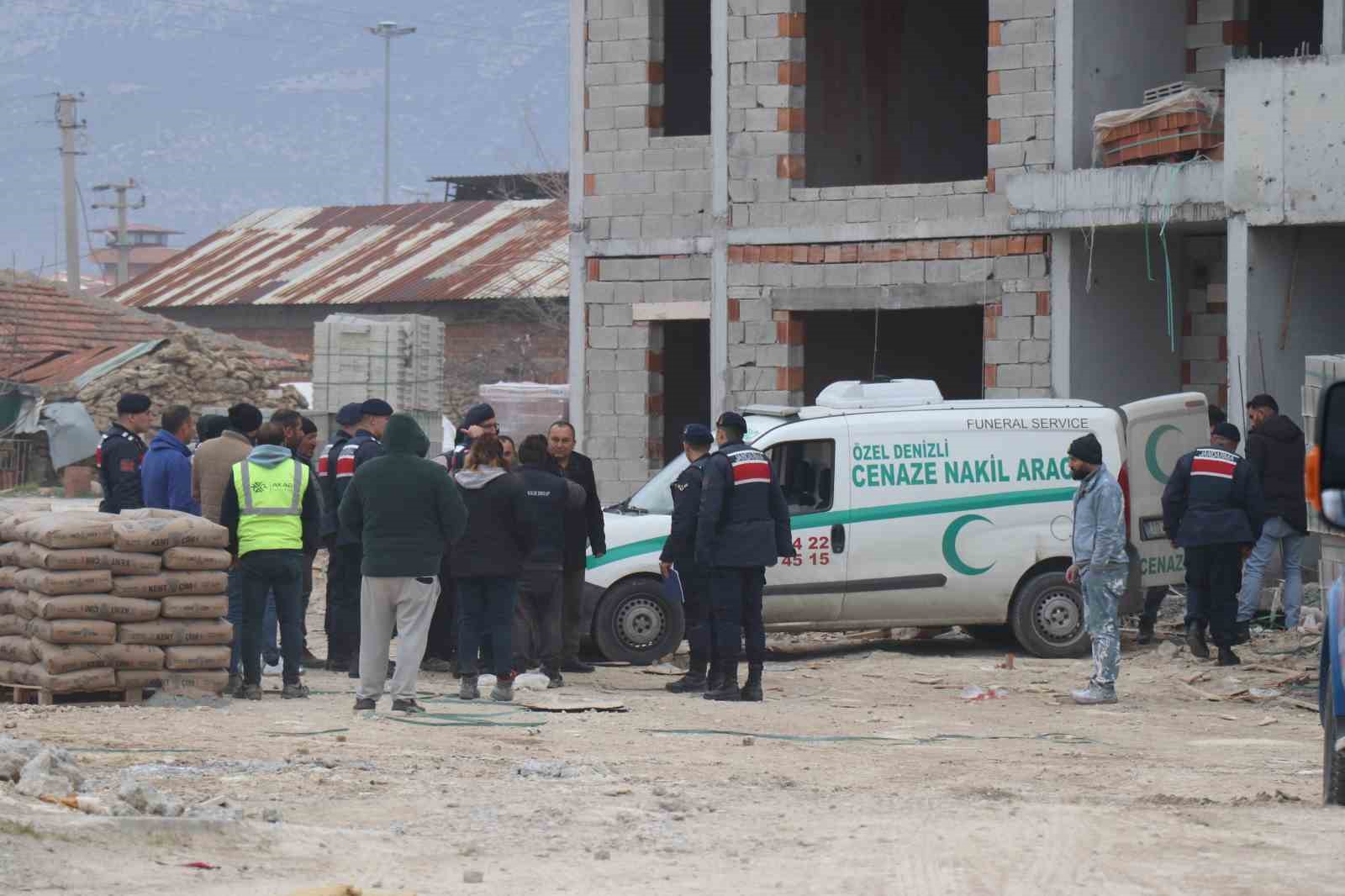 Denizli’de 5. kattan asansör boşluğuna düşen işçi hayatını kaybetti
