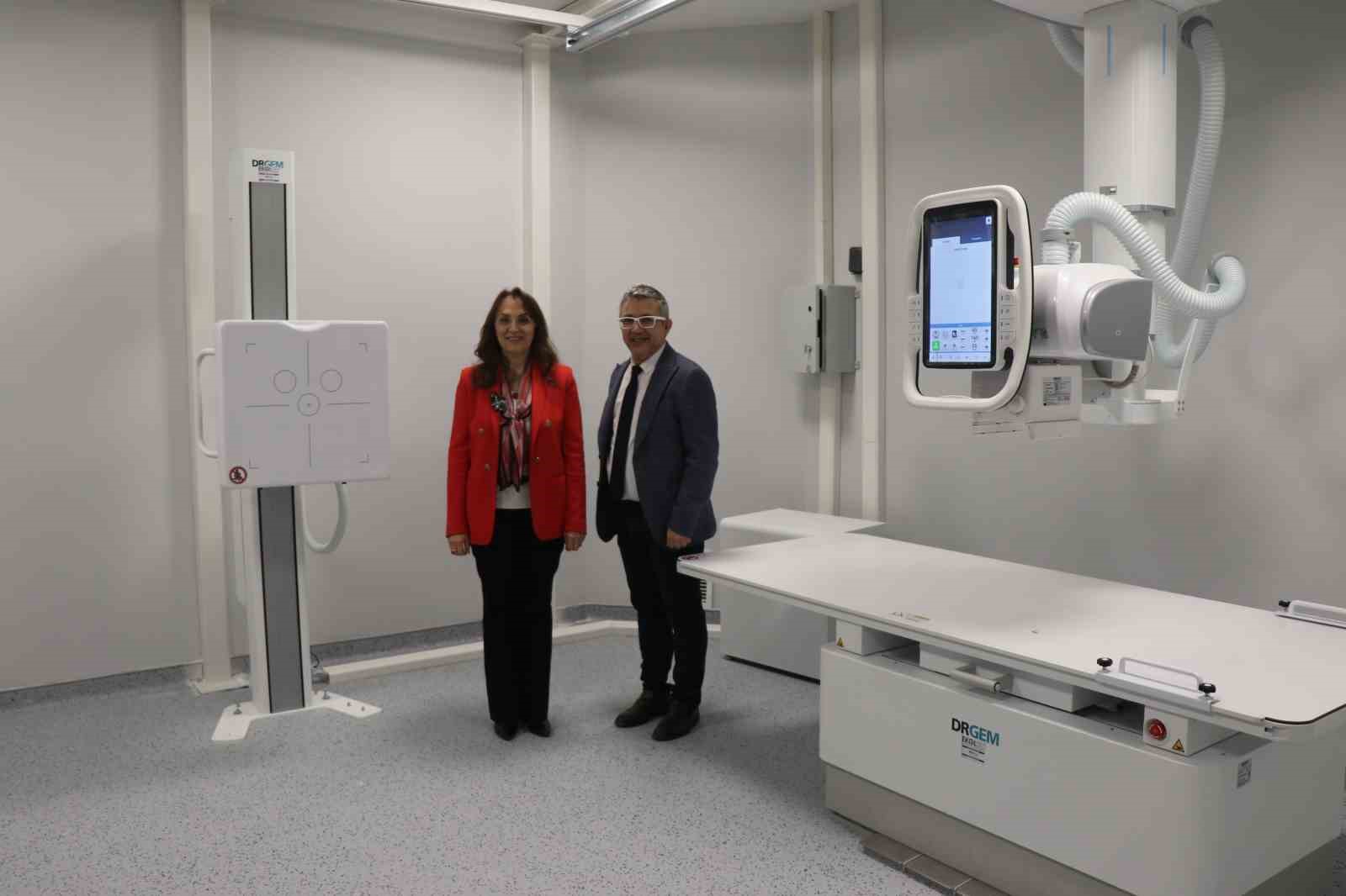 Denizli’de 500 yataklı Acil Durum Hastanesi hizmete girdi
Denizli’de 500 yataklı Acil Durum Hastanesi hizmete girdi