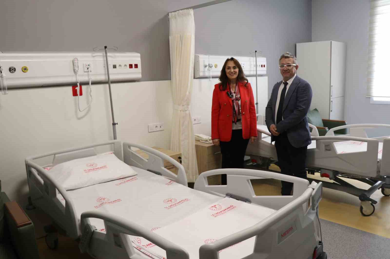 Denizli’de 500 yataklı Acil Durum Hastanesi hizmete girdi
Denizli’de 500 yataklı Acil Durum Hastanesi hizmete girdi