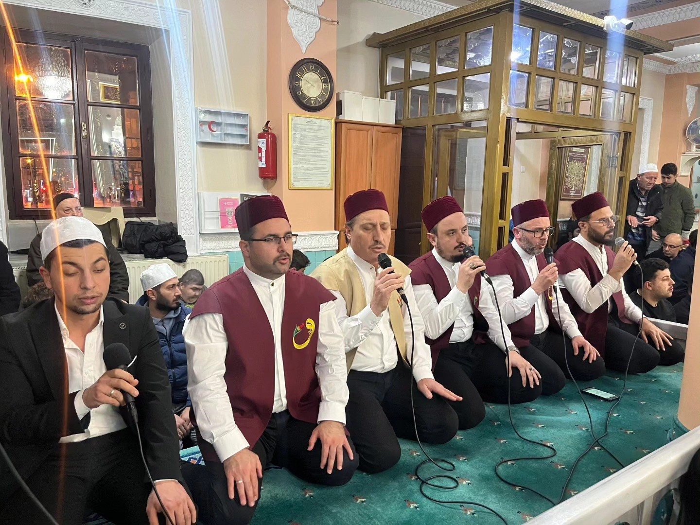 Denizli’de asırlık Teravih geleneği ilk gecede gönülleri kuşattı
