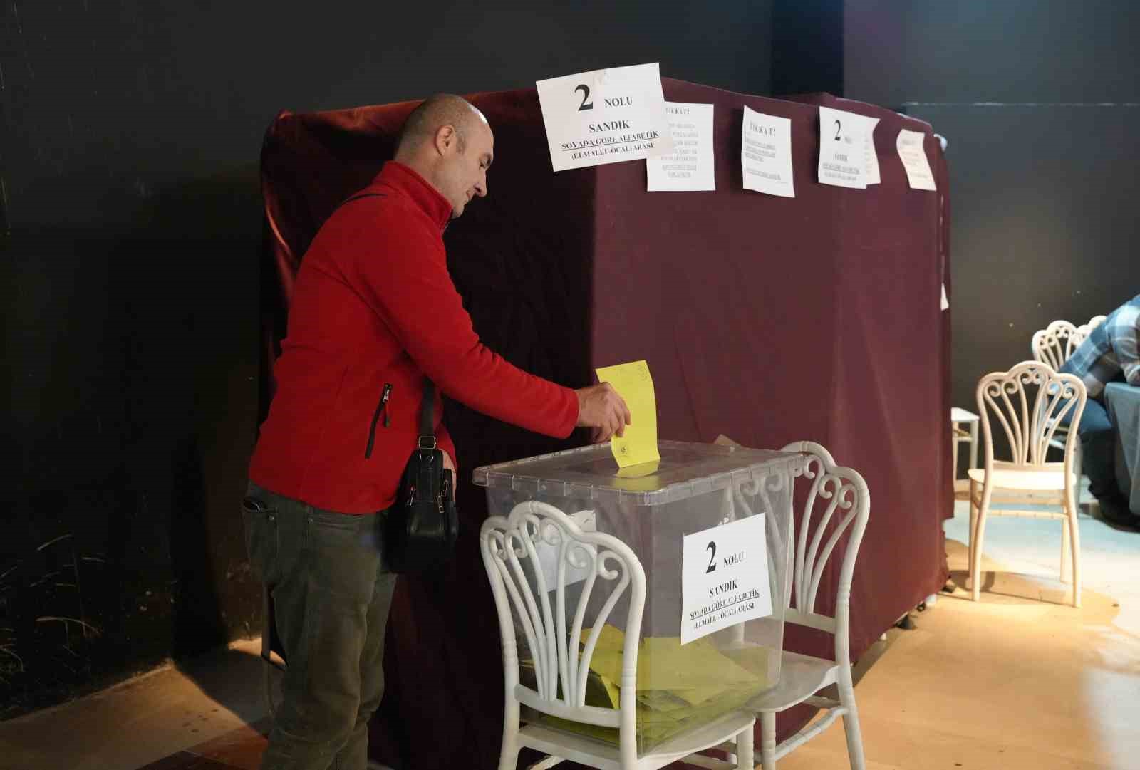 Denizli’de lokantacılar sandık başına gitti
