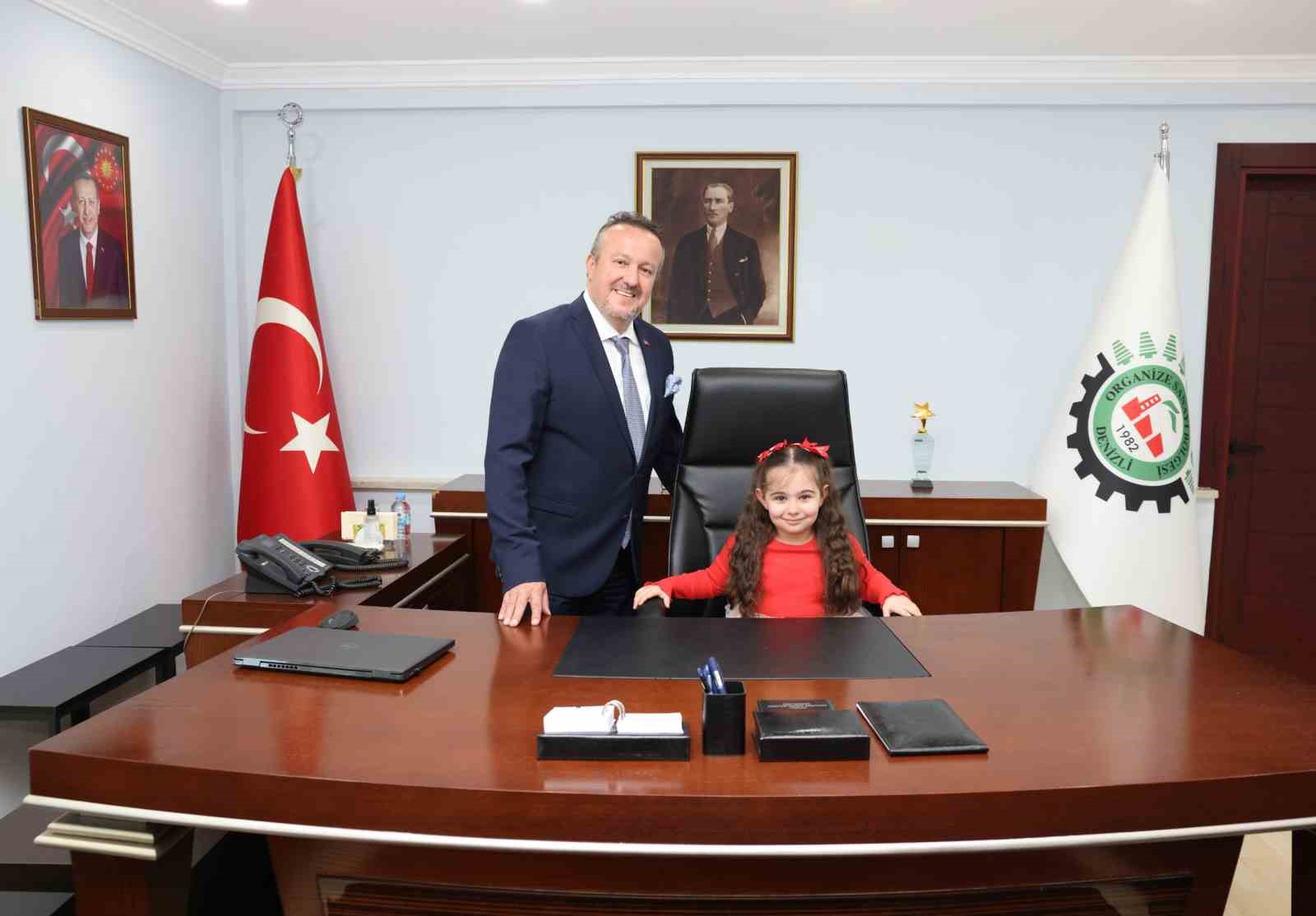 Denizli’de minikler sanayinin dümenine geçti

