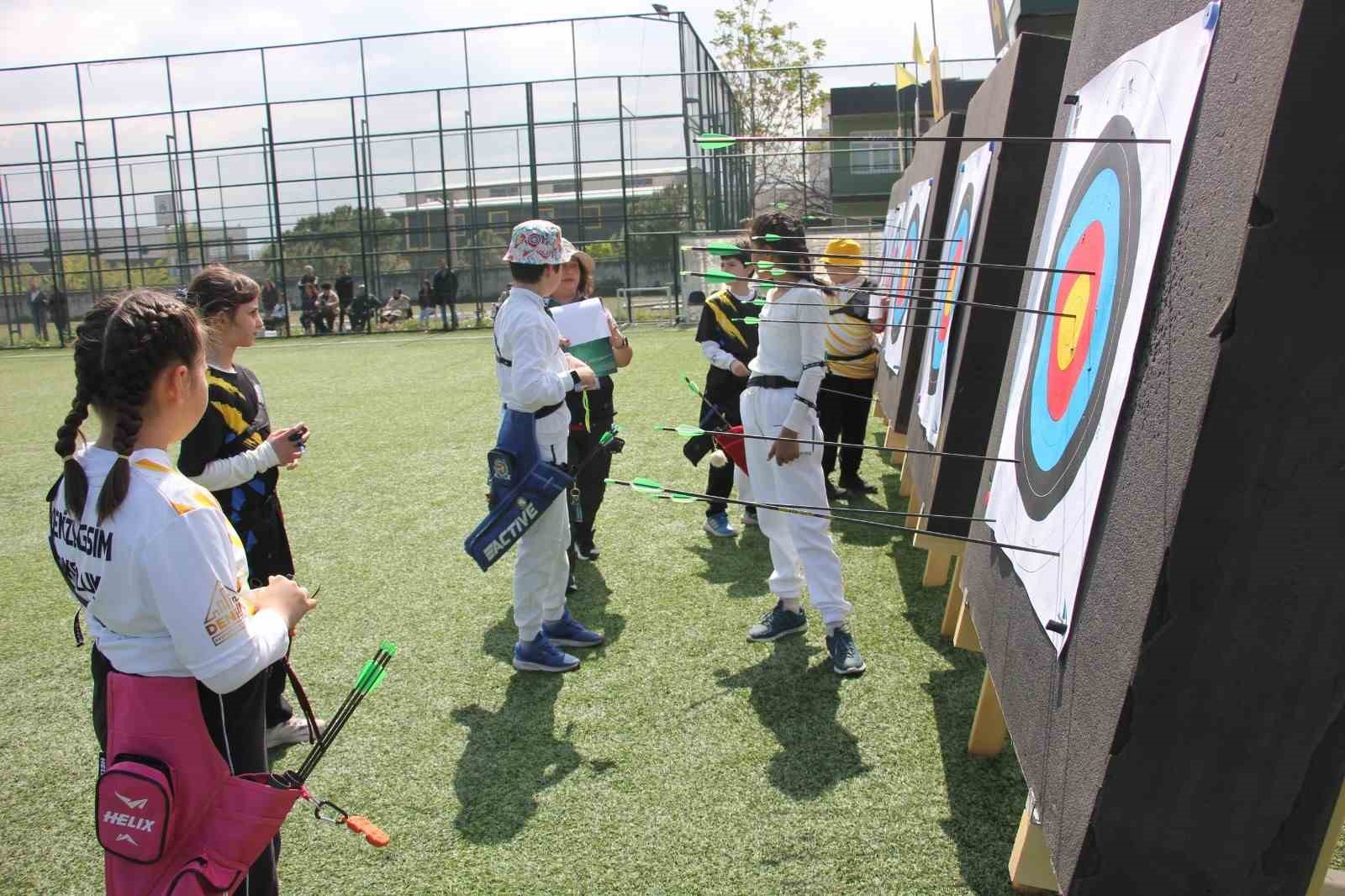 Denizli’de okçular 23 Nisan için yarıştı
