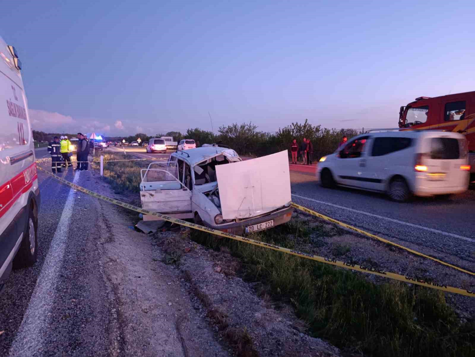 Denizli’de otomobil takla attı: 1 ölü, 4 yaralı
