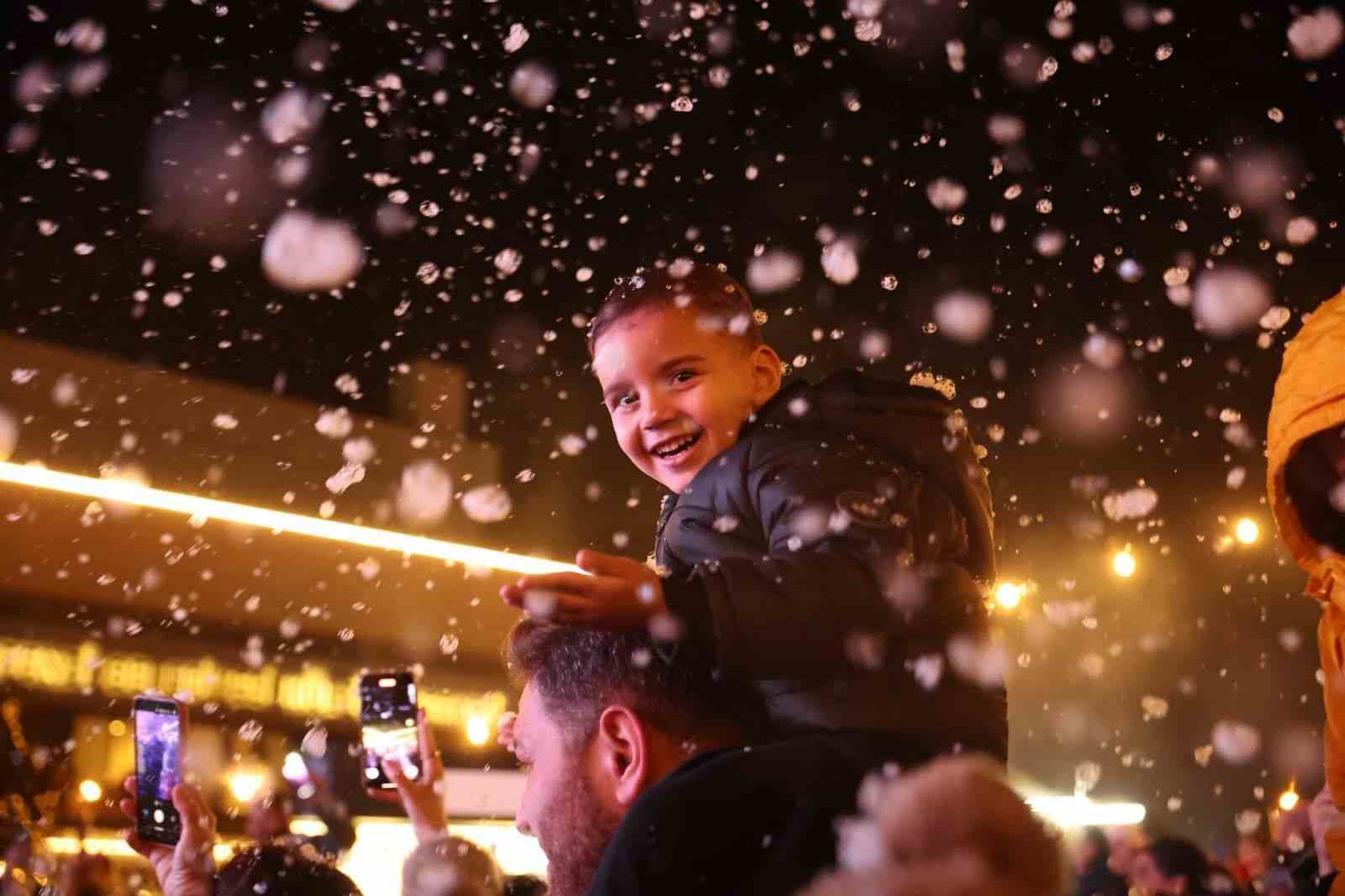 Denizli’de yılbaşı kutlamaları sakin geçti
