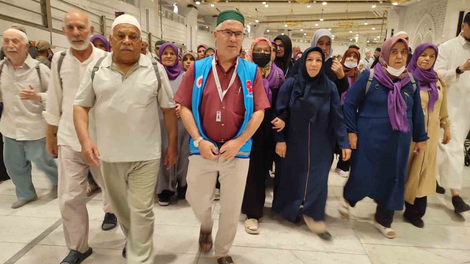 Denizlili umrecilerden Kâbe’de duygusal veda
