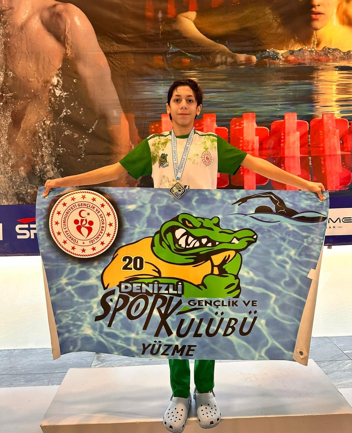 Denizlili yüzücü Türkiye şampiyonu oldu
Denizlili yüzücü Türkiye şampiyonu oldu