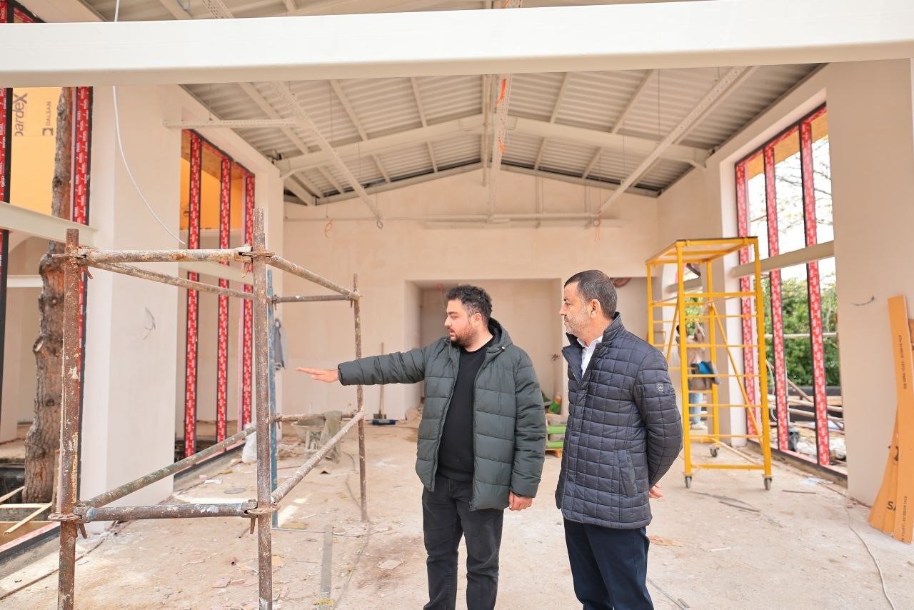 Denizli’nin modern sosyal tesisi hızla yükseliyor
Denizli’nin modern sosyal tesisi hızla yükseliyor