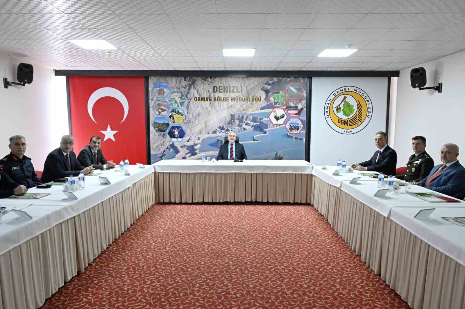 Denizli’nin orman yangınlarına karşı mücadele hazırlıkları masaya yatırıldı
