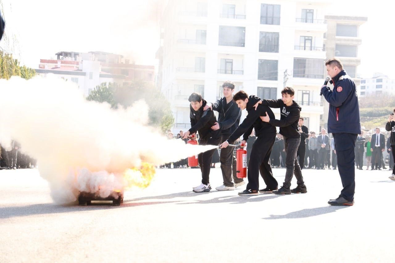 Deprem Haftası: Okullarda tahliye tatbikatı
