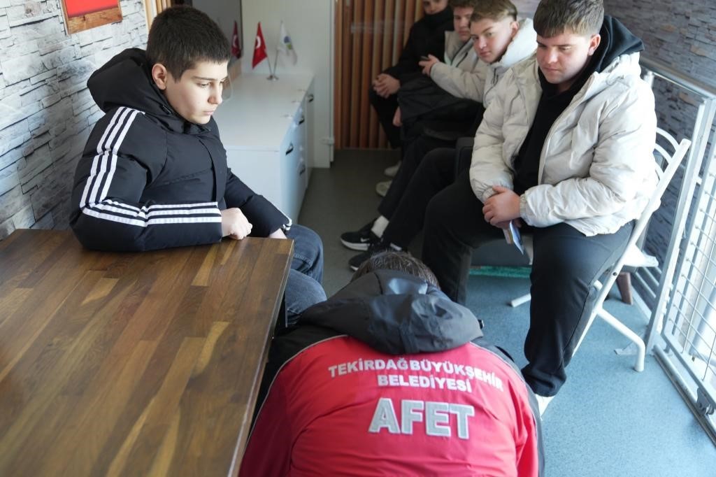 Deprem Haftası’nda simülasyon tırı sahada
