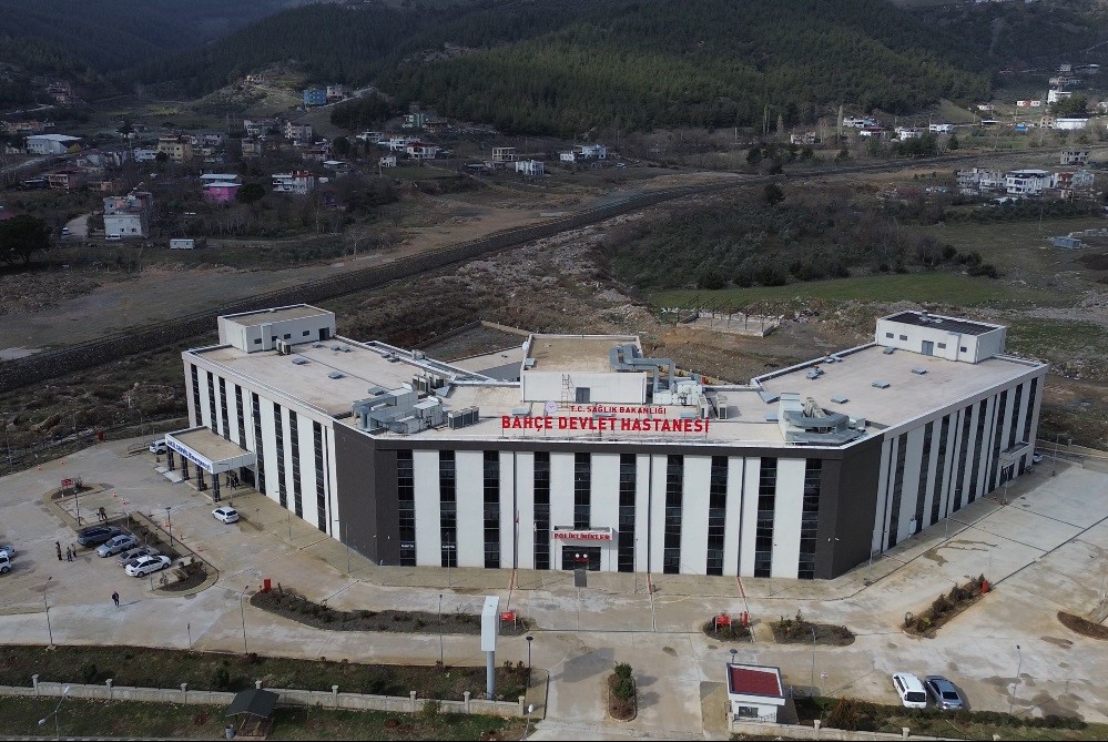 Deprem sonrası Osmaniye’de 10 sağlık tesisi hizmete girdi
