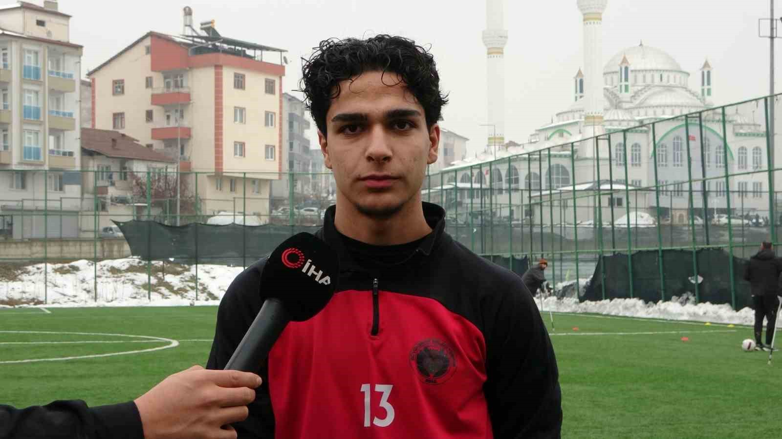 Depremde 4 futbolcusunu kaybeden Malatya ampute takımı pes etmiyor
