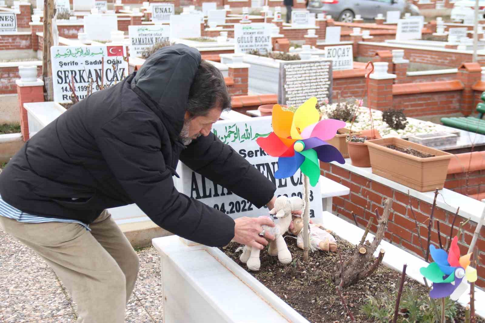 Depremde 9 aylık torununu, kızını, oğlunu ve damadını kaybeden baba: "Torunum yeni yürüyordu"
