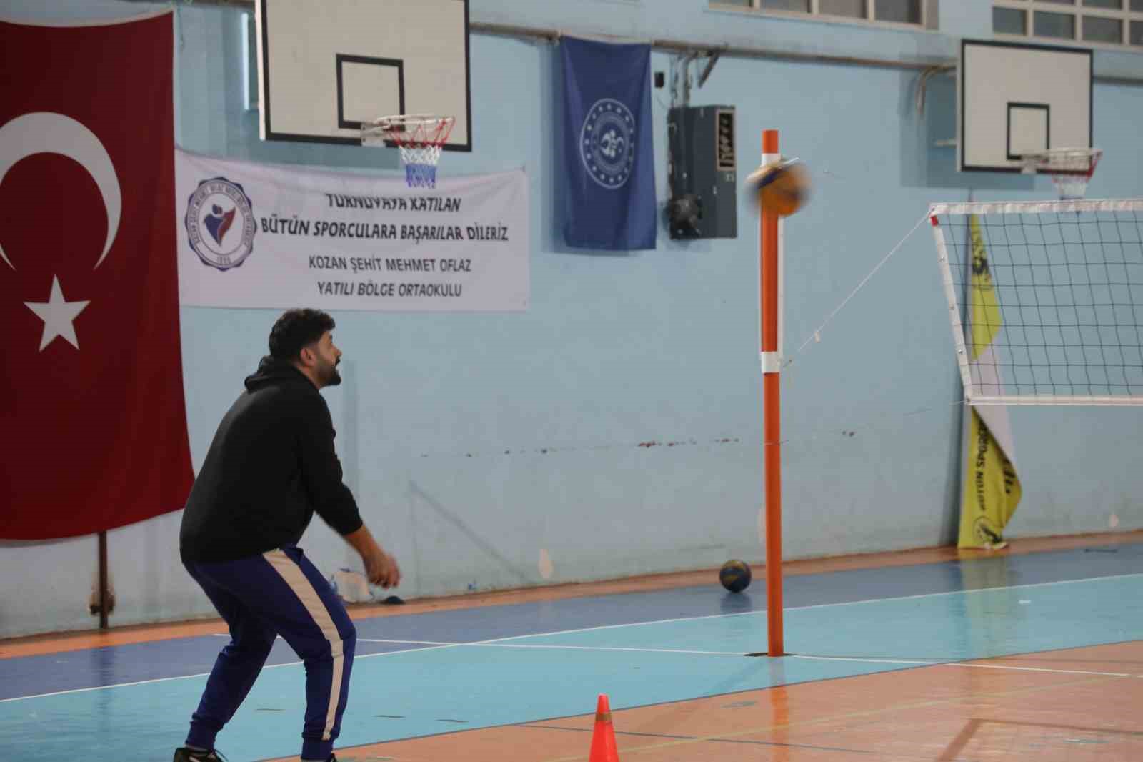 Depremden kurtuldular, sporla hayata tutundular
