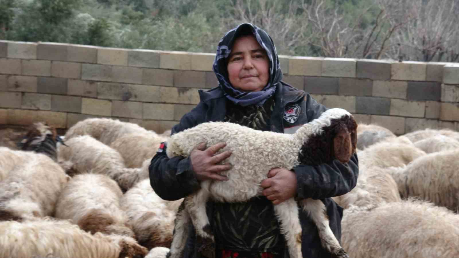 Depremzede besici devlet desteğiyle hayata tutundu
