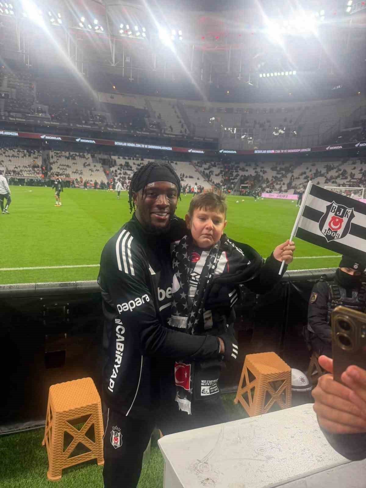 Depremzede gençler Süper Lig maçında moral buldu
