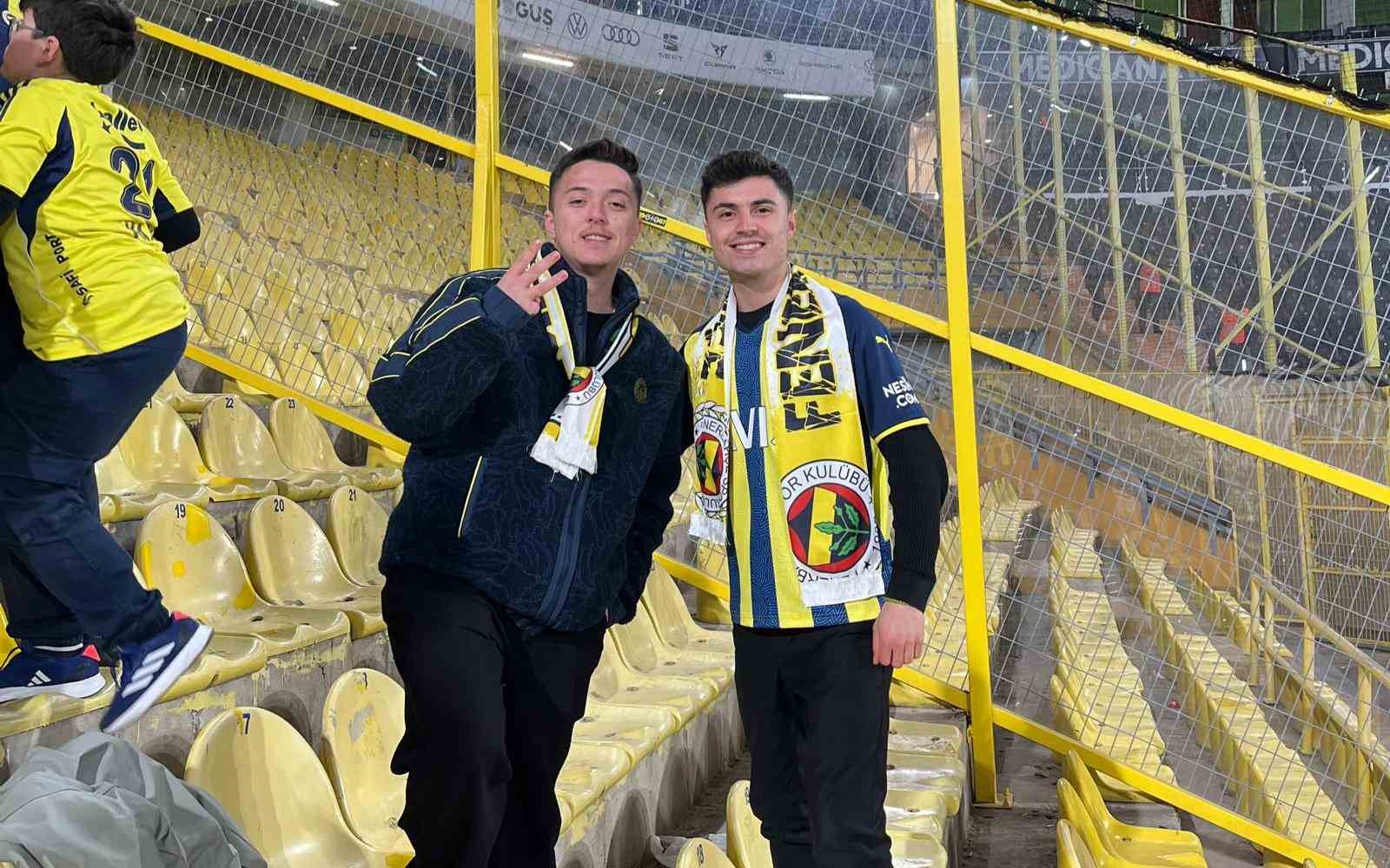 Depremzede gençler süper lig maçlarında moral buldu
