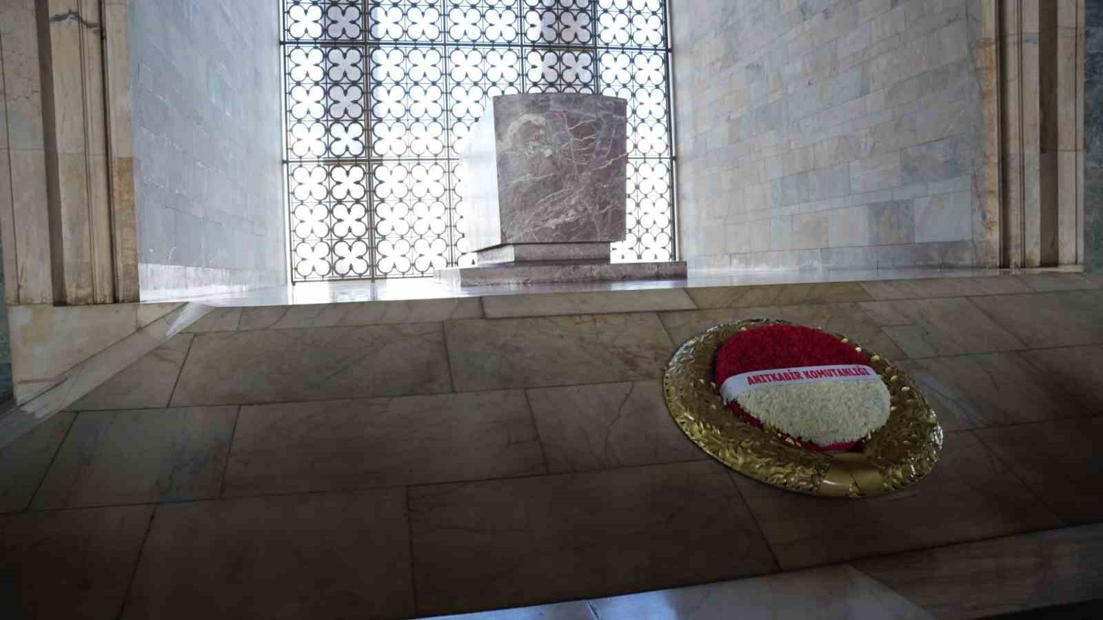 Depremzede gençlerin tarih dolu Ankara yolculuğu
