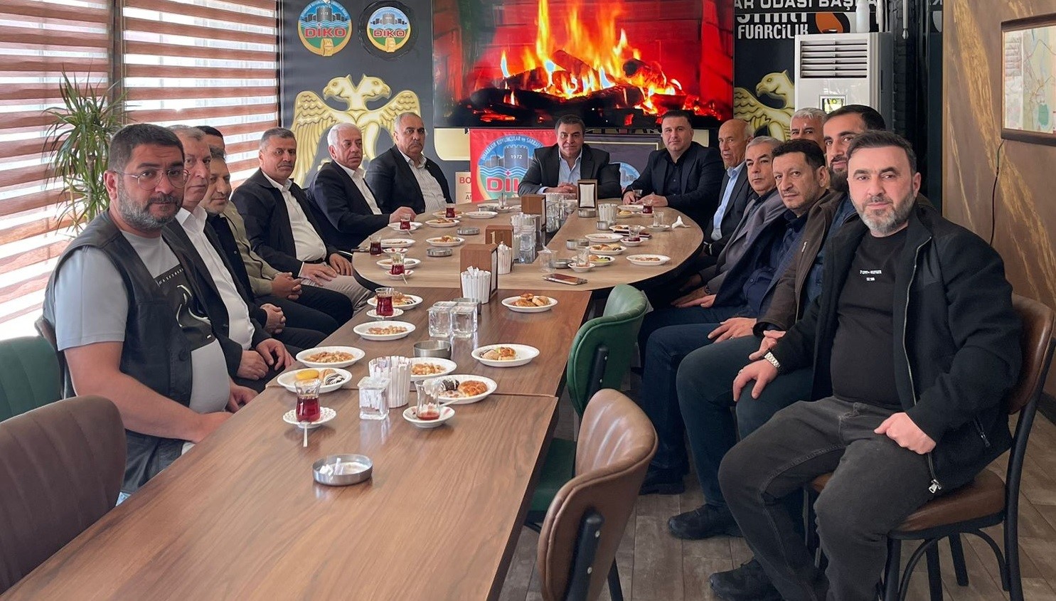 DESOB Başkanı Ebedinoğlu, Diyarbakır Kuyumcular ve Sarraflar Odasını ziyaret etti
