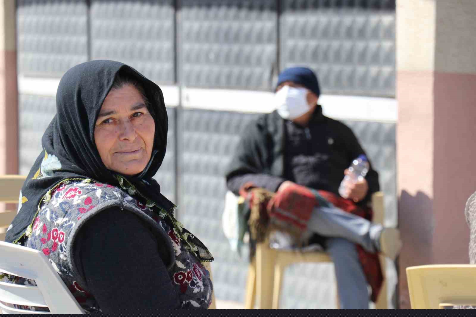 Devam eden artçılar vatandaşları tedirgin ediyor
