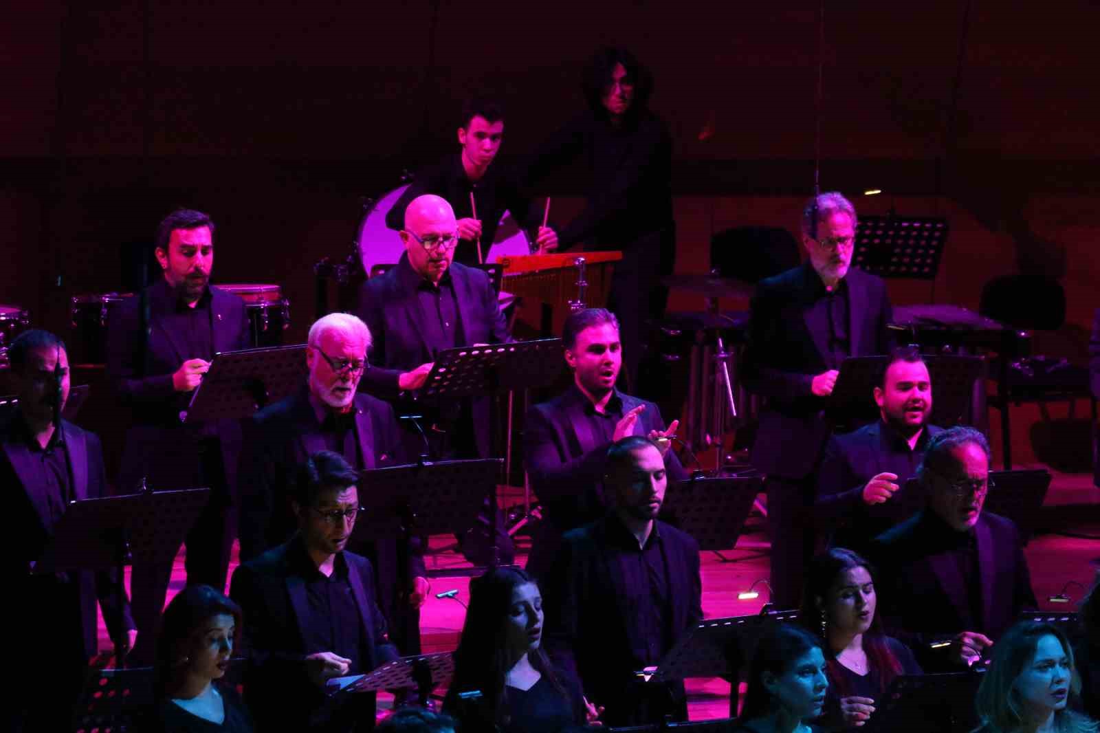 Devlet Çoksesli Korosu’ndan ‘Aurora’ Konseri
