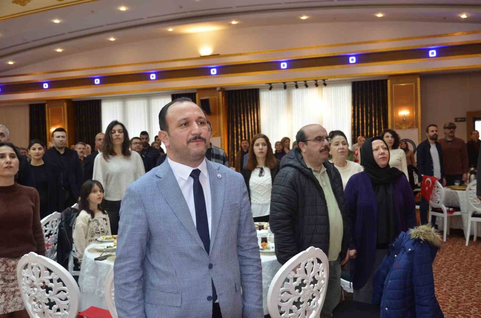 Devlet Memurları Eğitim Sendikası büyüyor
Devlet Memurları Eğitim Sendikası büyüyor