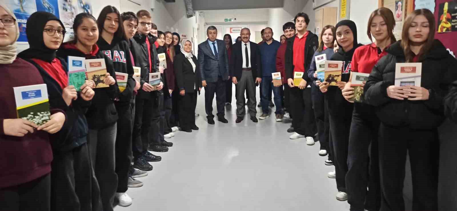 Devrek’te kitap bağış kampanyası büyük ilgi görüyor
